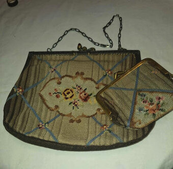 STAROŽITNÁ KABELKA