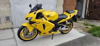 Honda cbr 600rr - 1