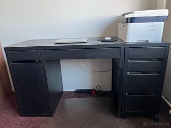 Pracovný stôl s kontajnerom na kolieskach