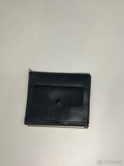 Peňaženka so sponou