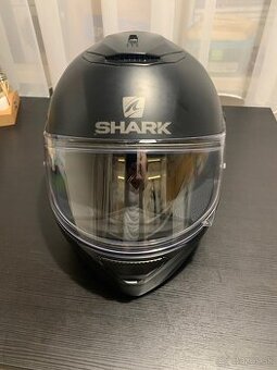Integrálna prilba SHARK SPARTAN Blank čierna matná