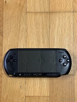 Sony PSP E1004 - herná konzola