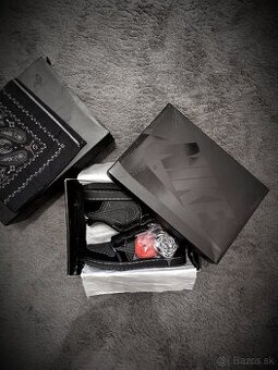 Nike x Travis Scott „Black Phantom“ 🖤⚪