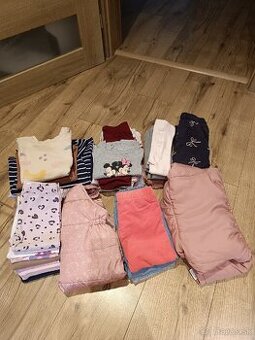 Balík dievčenských vecí