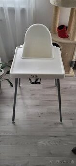 Vysoká jedálenská stolička pre deti