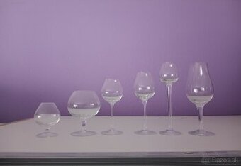 Sada sklenených pohárikov