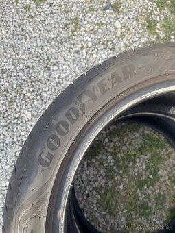 Predám Letné Pneu Goodyear Eagle F1 225/45 R17