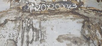 Plech čierny hladký