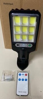 Solárna lampa,solarné vonkajšie led svetlo