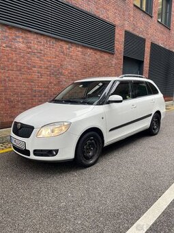 Prenajom auta Škoda Fabia 2