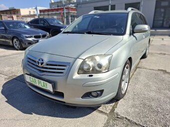 Toyota Avensis Combi 2.2 D-4D Lux