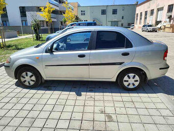 Málo jazdený Daewoo Kalos 1.4, 56.700 km, 10/2004.