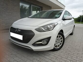 hyundai i30 1.6crdi exlusive navi, kamera,klima