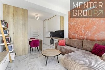 360° VR Ponúkame na predaj 2i RD v radovej zástavbe + 2 par