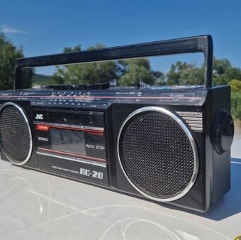 JVC RC-20 Prenosné rádio FM STEREO 230v Baterky
