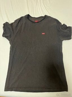 Levis tricko