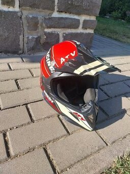 Prilba ATV