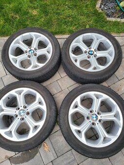 5X120 R18 BMW Zimna sada 235/50 R18 Nokian
