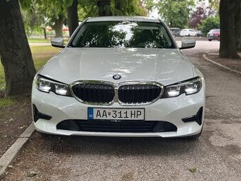 BMW Rad 3 330e Premium PHEV A/T Plug-In HYBRID