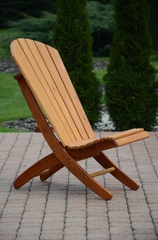 🪵 Záhradné sedenie z masívu – sibírsky smrekovec