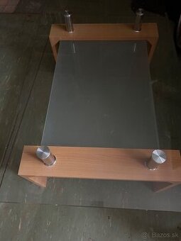 Konferenčný stolík