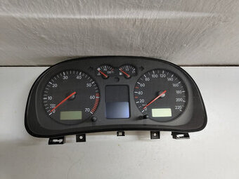 Tachometer VW Golf IV 1J0920821 30€