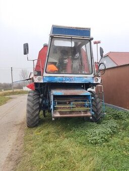 Kombajn Fortschritt E512 s drtičom