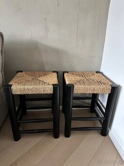 Drevena pletena jutova taburetka