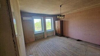 Štúrovo, Železničný rad, 2i byt, 81 m2