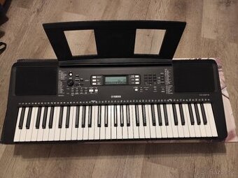 Yamaha PSR-E373