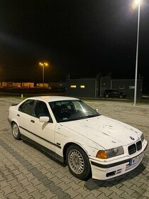 BMW e36 328i drift - 1