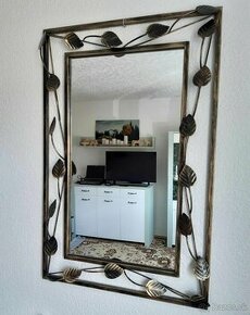 Krásne zrkadlo - kovový rám, patina