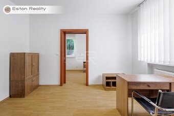 Prenájom kancelária 25 m2 + parkovacie miesto, Vajanského