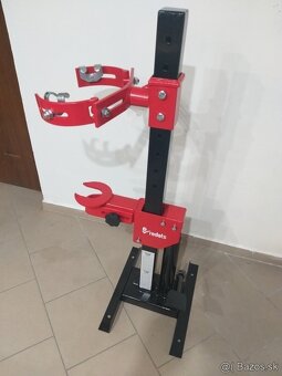 Hydraulický sťahovák pružín