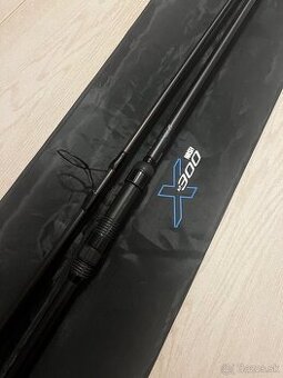 Prút NASH X300 3,6m 3lb