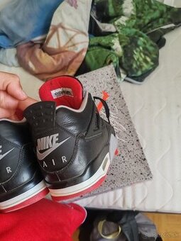 Jordan 4 retro