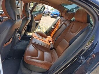 Volvo S60 2.0D 120kW/163PS, MT6, Koža, NAVI,