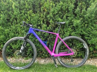 Canyon Exceed CF 6