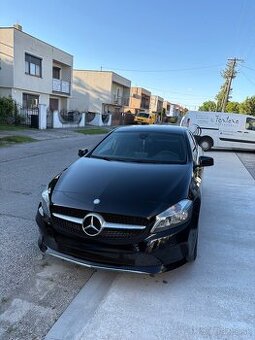 Mercedes Benz A220 4Matic benzín