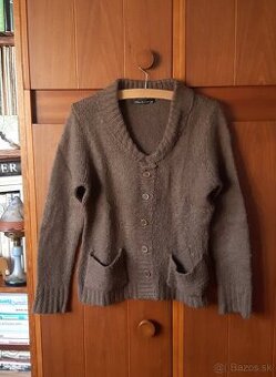 Mohérovo - vlnený teplý sveter