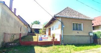 Predaj,starší dom s pozemkom v obci Ozdín,okres Poltár
