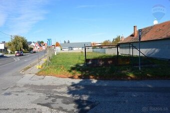 Predaj stavebný pozemok + právoplatné stavebné povolenie + p