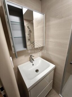 TRNAVSKÉ MÝTO - Garsónka s klimatizáciou