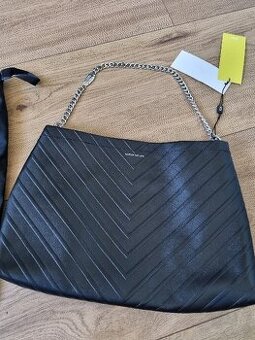 nová čierna kožená kabelka Karen Millen