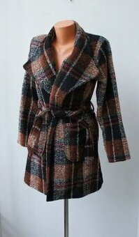 Dámsky krátky sezoný kabát.....veľ- S/36/8