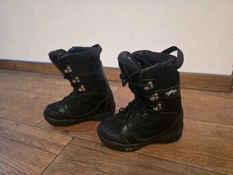 Detské snowboardové topánky 35