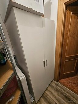 Zadarmo skriňa Šamorín