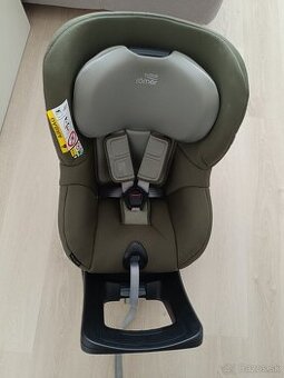 Britax Romer i-size 360°