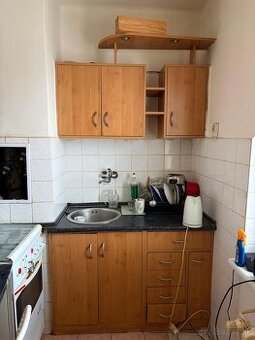 Na predaju kuchynská linka