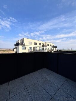 TREEF | Na prenájom 2-izbový byt | Garážové státie v CENE